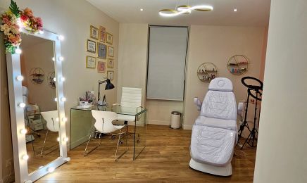 Zhanna l'art russe : Institut de beauté à Cannes