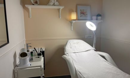Glow Spot  : Institut de beauté à Chauconin-Neufmontiers