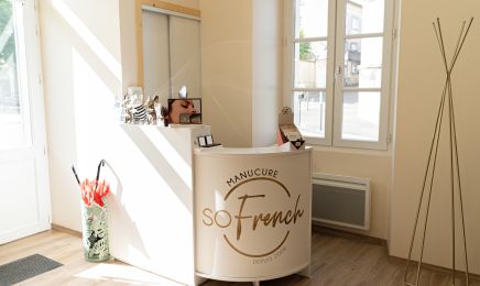 So French  : Manucure à Angoulême
