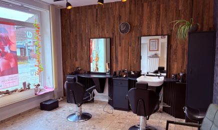 Hair Line By Julija: Kosmetikstudio in Coesfeld