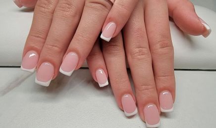 Signature - Ongles aux Carmes  : Manucure à Toulouse
