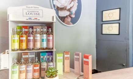 institut eyzies zen : Manucure à Les Eyzies