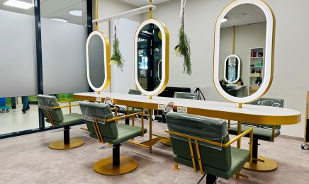 Hairstylist Mehtap: Kosmetikstudio in Göppingen