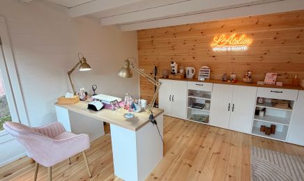 L’Atelier Ongles & Beauté : Manucure à Contes
