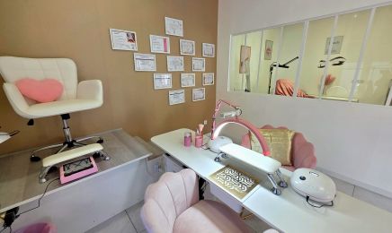 L'INSTANT BEAUTE BY CARO : Manucure à Lignan-sur-Orb