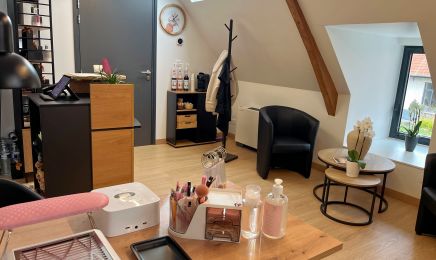 L'atelier Beauté by Elo : Manucure à Faches-Thumesnil