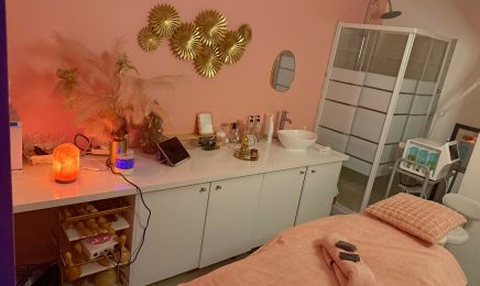 Julie's Touch Therapy : Institut de beauté à Fort-de-France