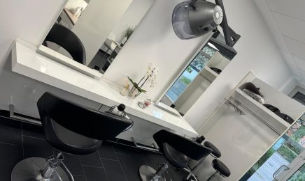 SOS-Haarmony: Friseur in Düsseldorf