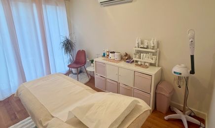  Entre copines institut  : Institut de beauté à Pont-de-l'Isère