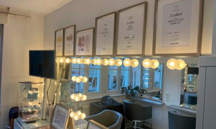 Edelweiss Hair & Beauty: Kosmetikstudio in Freiburg im Breisgau