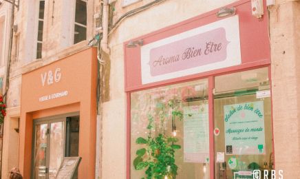 Aroma Bien être  : Manucure à Avignon