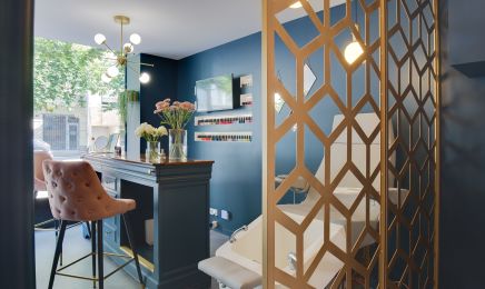 Now Esthétique - Bar à ongles et épilation : Manucure à Vincennes