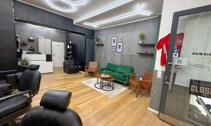 F & M Friseursalon: Friseur in Düsseldorf