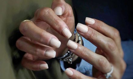 Vinyl & Vernis : Coiffeur à Cannes