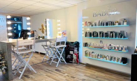 Beautywerk by Julia Greger: Kosmetikstudio in Uhingen