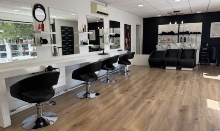 JS Coiffure - Gréasque : Coiffeur à Gréasque