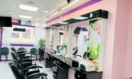 AMOUR BEAUTÉ : Manucure à Chelles