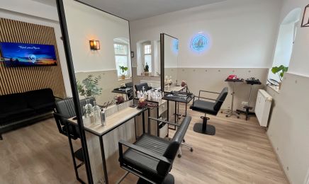 Friseursalon Headline ZEITZ: Friseur in Zeitz