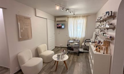 La Maison de la Beauté par Marjolaine  : Manucure à Roquevaire