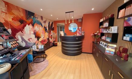 Eternel Jeunesse  : Coiffeur à Bletterans