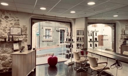 L'Atelier... Coiffure : Coiffeur à Figanières