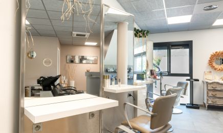 Up St’Hairs chez Fabienne  : Coiffeur à Drumettaz-Clarafond