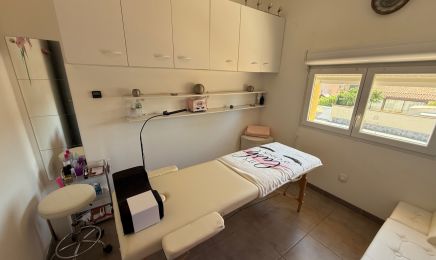 Kat ongles et cils  : Institut de beauté à Sainte-Marie-la-Mer