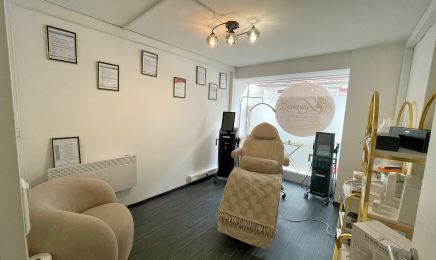 Kosmetikstudio Zinepas Beauty Lounge: Kosmetikstudio in Giengen an der Brenz