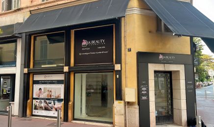  K BEAUTY COSMETICS CANNES : Coiffeur à Cannes