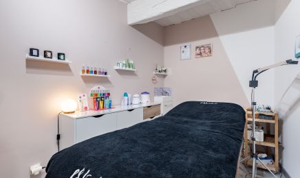 C&D Beauty : Manucure à Lambesc