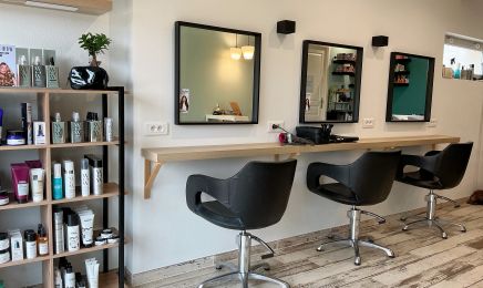 Les Ciseaux D’alyss : Coiffeur à Frasne-le-Château
