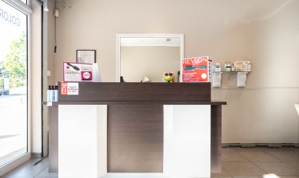 Gomina Diffusion Coiffure - Trans-en-Provence  : Coiffeur à Trans-en-Provence
