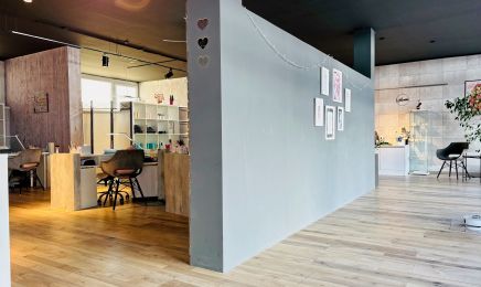 We Love Your Nails: Kosmetikstudio in Leonberg