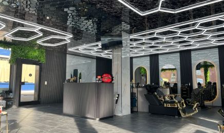 Sino Friseurstudio : Friseur in Kassel