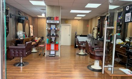 Haarstudio J&C: Friseur in Leverkusen