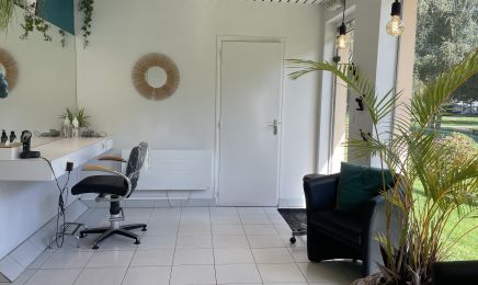 Un Monde Imagin'Hair : Coiffeur à Pont-l'Abbé