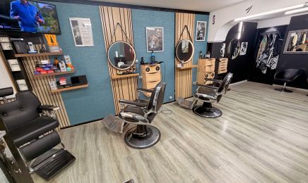 Barber Hamza : Barbier à Saintes