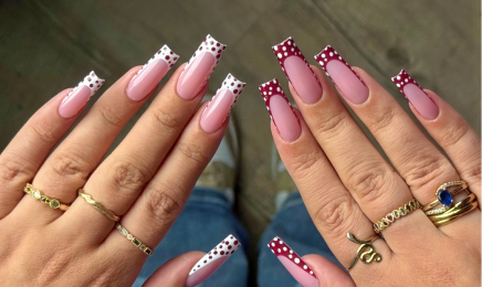 Mgganoonails : Institut de beauté à Saint-Médard-en-Jalles