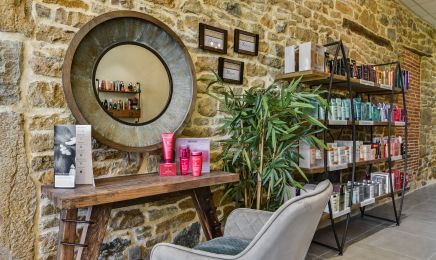 La Maison C & M : Coiffeur à Montmorot