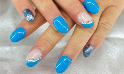 Ongles et Strass : Manucure à Aucaleuc