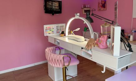 Betty Beauty Nails & Lash by’LS : Institut de beauté à Lapalud