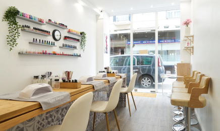 Côté Ongles : Institut de beauté à Saint-Germain-en-Laye