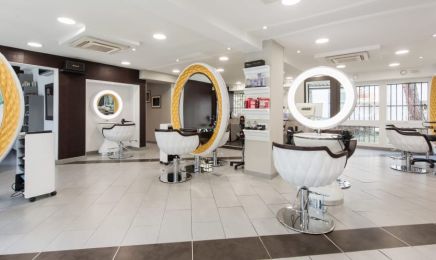 Vintage Coiffure & Beauté By V.N.T.G : Barbier à Annecy