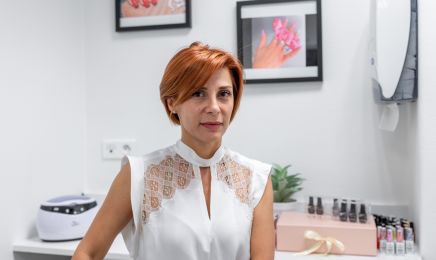 NIKI NAILS (salon ALIONA) : Coiffeur à Lyon