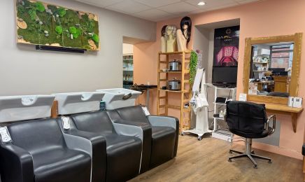 Marie Baume coiffeur coloriste végétal : Coiffeur à Montbrison