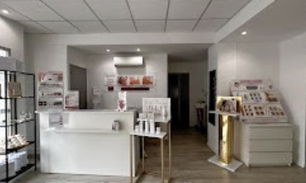 Guinot - Salses-le-Château Institut Bernadette : Manucure à Salses-le-Château