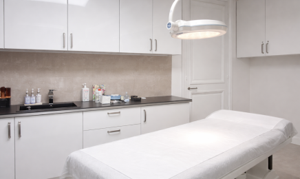 Dalavone Hoang - Spécialiste en traitement des vergetures et cicatrices : Institut de beauté à Paris