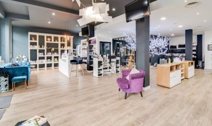 Mélanie Machado Coiffure Make Up' : Manucure à Tarbes