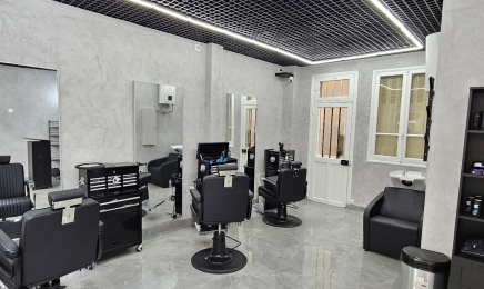 FRENCH BARBER - COLOMBES : Manucure à Colombes