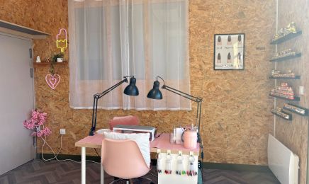 May Beauty : Manucure à Curgy
